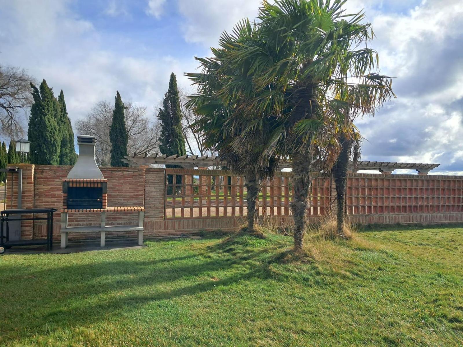 Vila La Casona Del Tormes Almenara de Tormes Exteriér fotografie